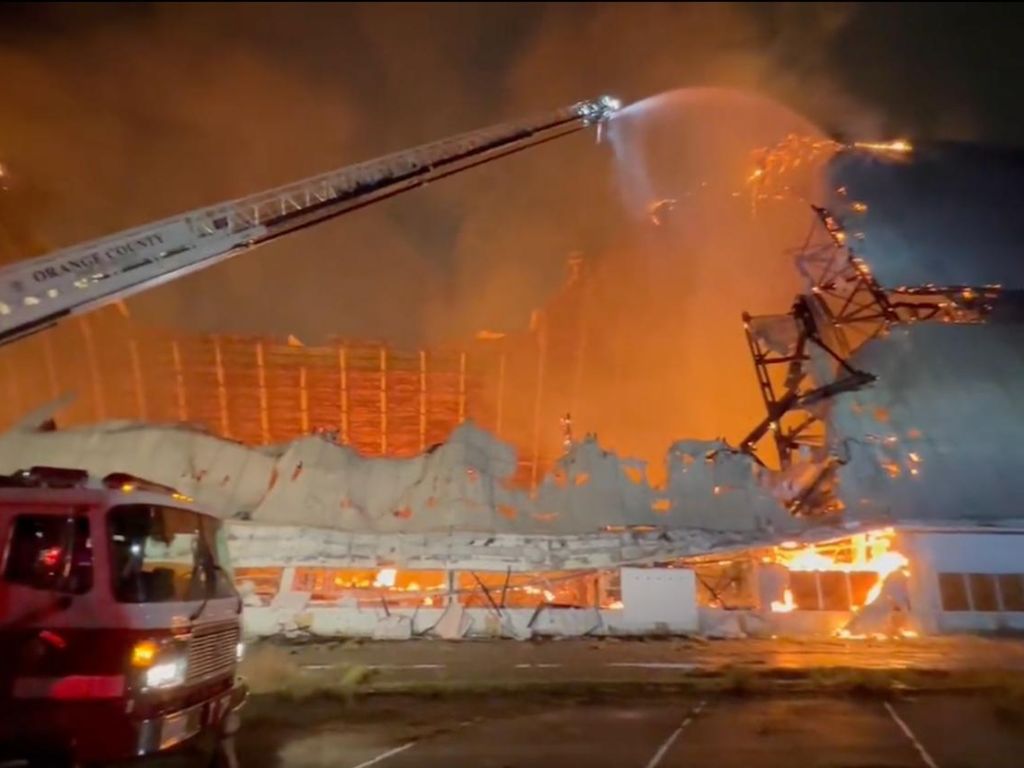 Asbestos Alert In Orange County: Ensuring Safety Amidst Tustin'S Hangar Fire Aftermath 2 Tustin Oc Fire Authority
